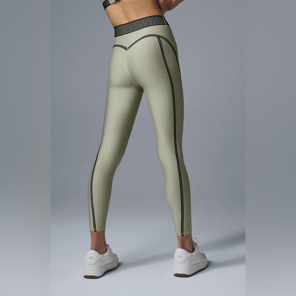 Alo Yoga Airlift Line Up 7/8 Leggings